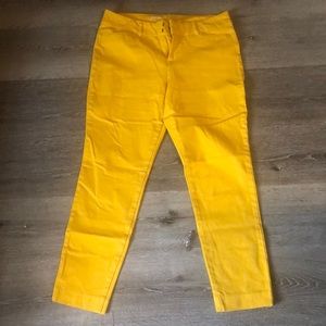 Old Navy Pixie high rise